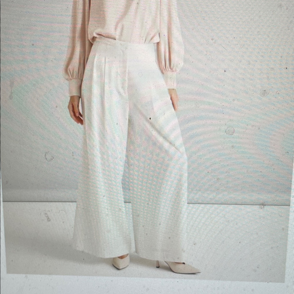 Esprit cream Wide-Leg high rise pleated waist Pants- nwt